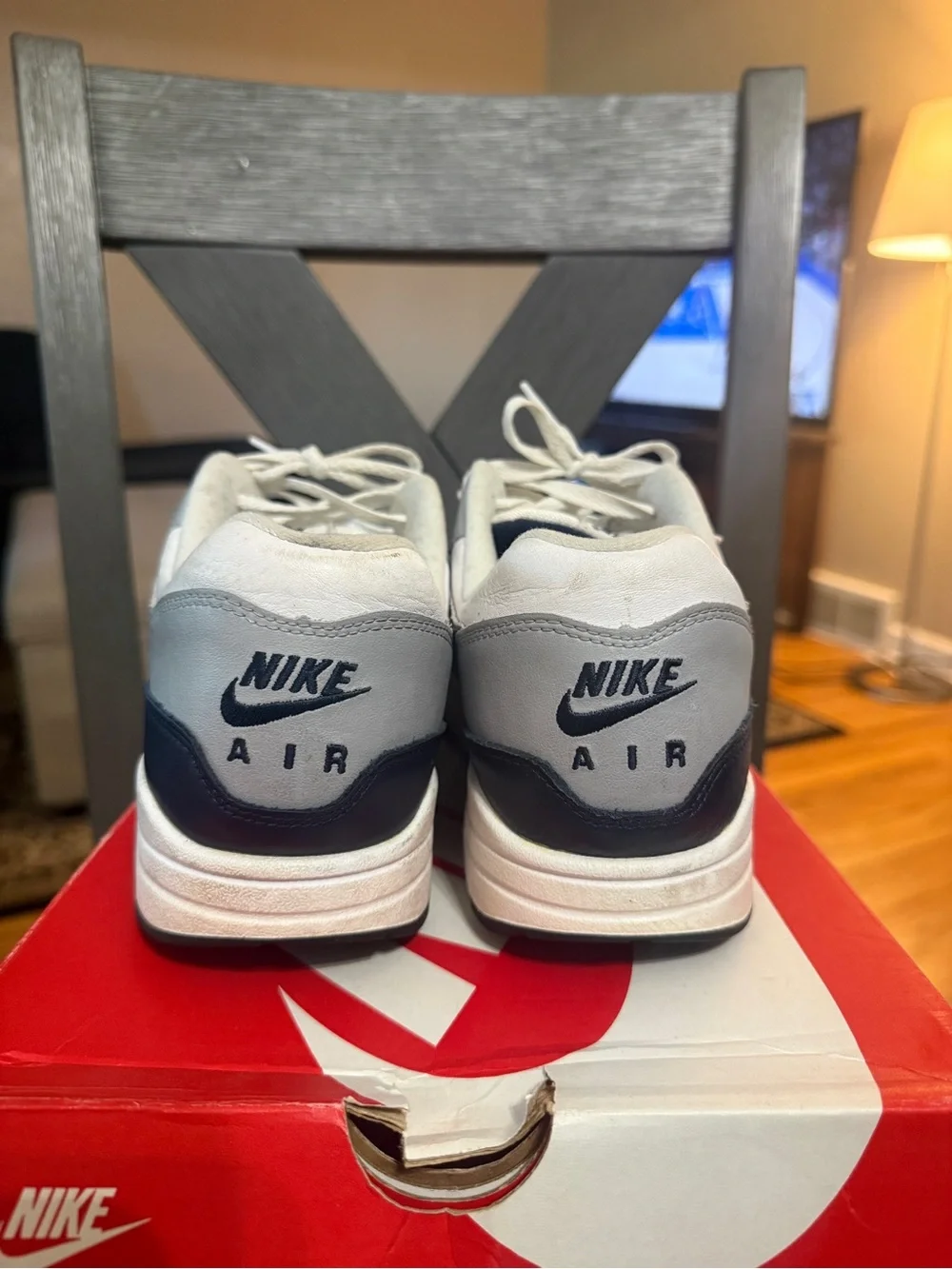 2021 Nike Air Max 1 LV8 'Obsidian' Size 11